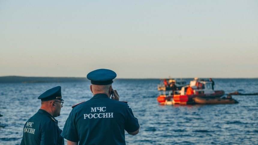 Три подростка утонули в Онежском озере в Карелии
