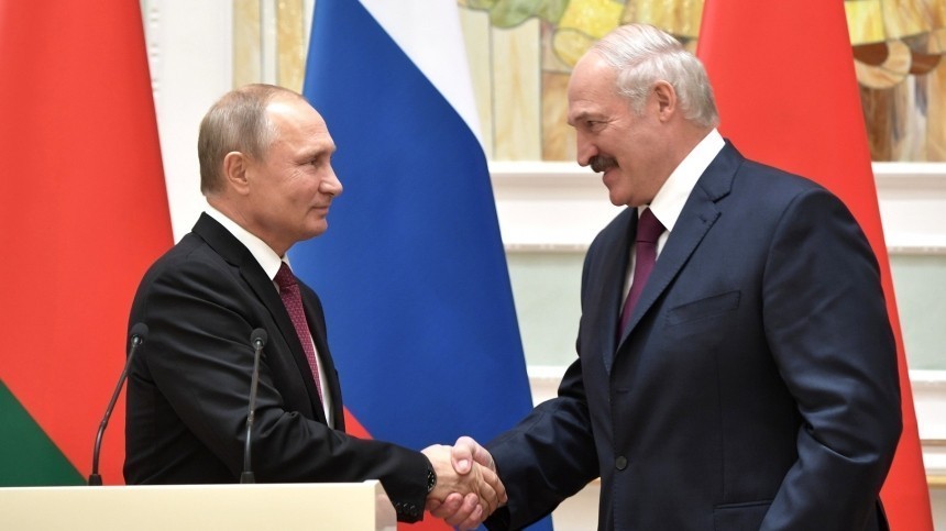 В День России Лукашенко заявил, что отношения Белоруссии и РФ будут развиваться