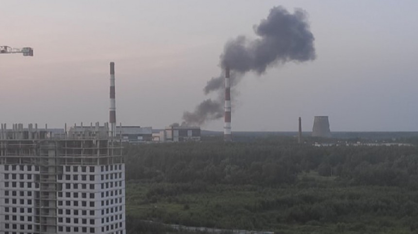 Видео первых минут после взрыва на Северной ТЭЦ в Петербурге