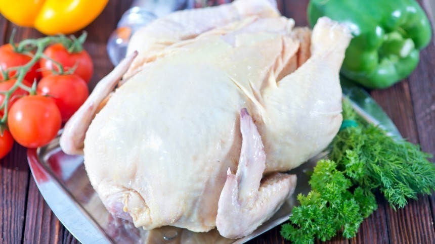 Чем опасно куриное мясо и как выбрать диетический продукт без химии