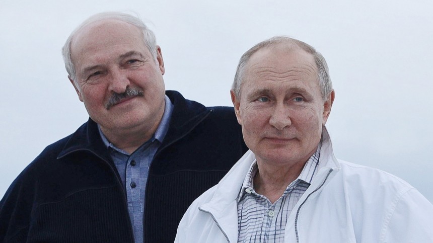 Путин выразил солидарность Лукашенко в условиях санкционного давления