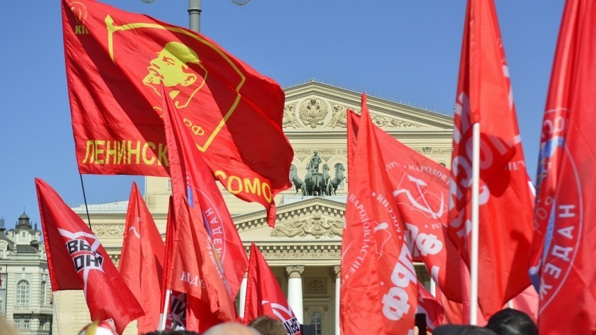 Агитатор подал в суд на КПРФ за нарушения трудовых норм