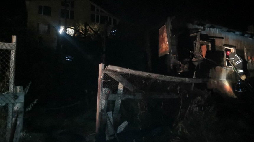 Пять человек погибли при пожаре в частном доме в Петропавловске-Камчатском