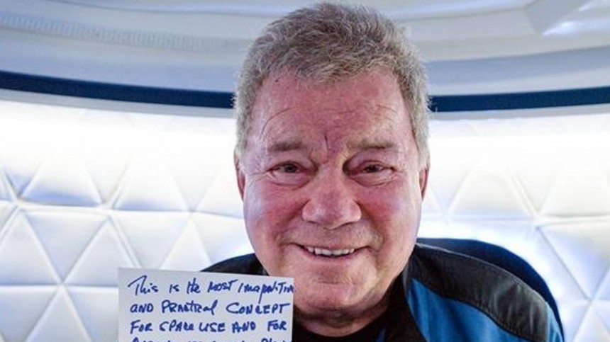Актер Шетнер из сериала Звездный путь отправляется в космос прямая трансляция