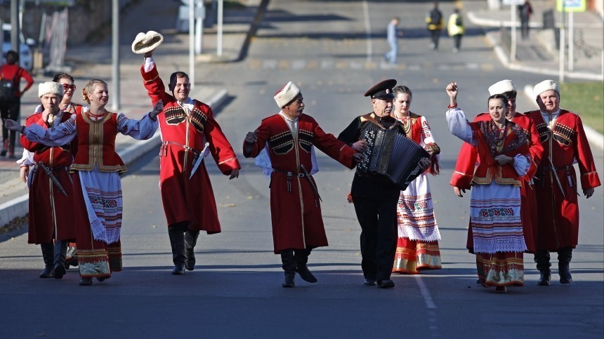 На Кубани проходит последний день крупного фестиваля казачьей культуры