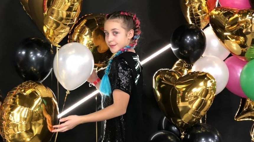«Сегодня можно все»: внучка Веры Глаголевой с размахом отметила 15-летие