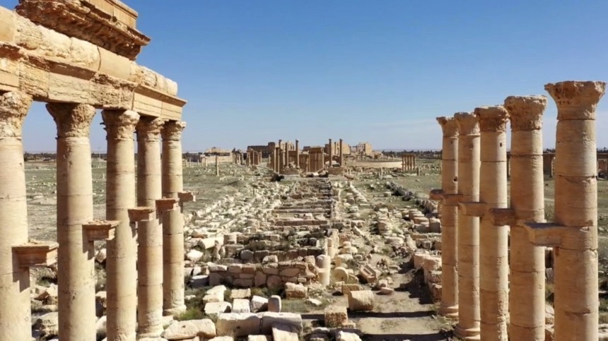 Старт реконструкции триумфальной арки сирийской Пальмиры дали под „Калинку“