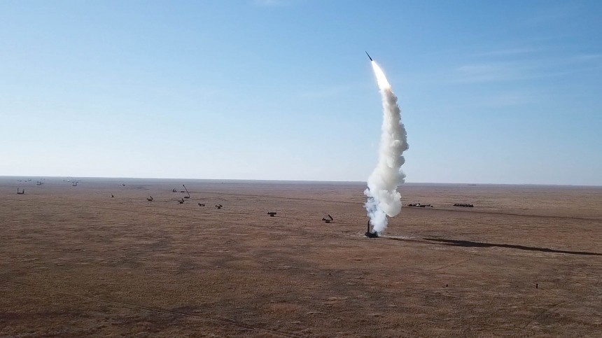 Российские ПВО сбили 5 беспилотников ВСУ и 4 снаряда системы Смерч