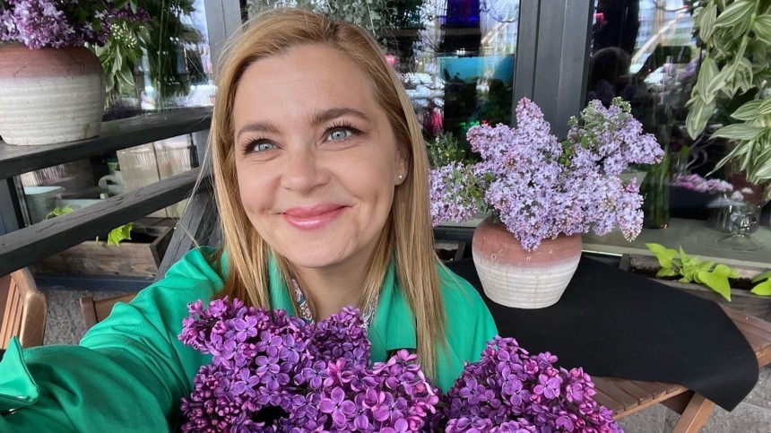 Глаз не оторвать: Ирина Пегова удивила поклонников роскошным видом