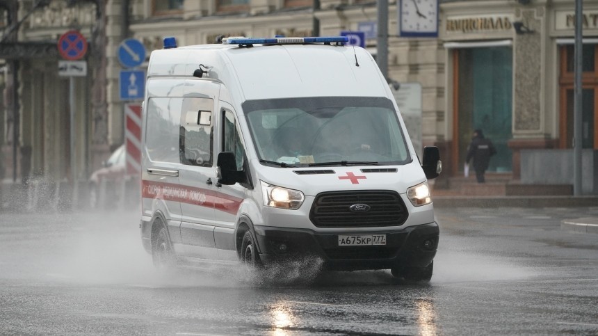 Врач из Екатеринбурга добровольно поехал в Донбасс и спас 30 человек: Руки дрожат