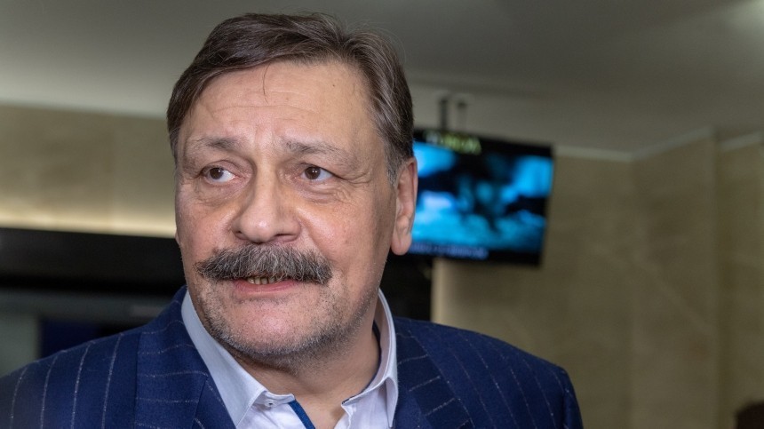 Актер Дмитрий Назаров обратился к врачам с жалобами на сердце