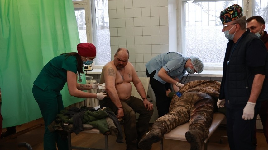 Врачи Херсонщины спасли раненых украинских военных