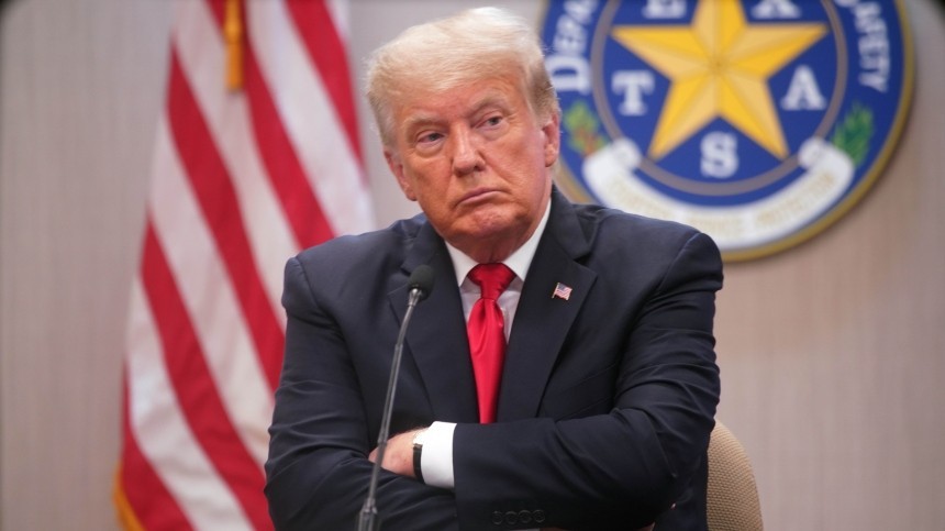 Третьего не дано: Трамп заявил о признании только двух гендеров