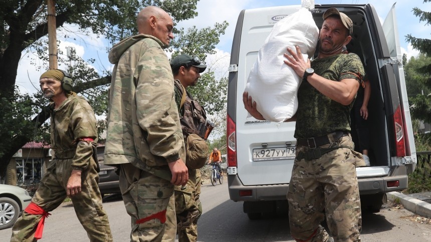 Российские военные предотвратили гуманитарную катастрофу под Лисичанском