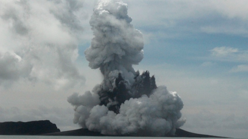 Внезапное извержение вулкана Тонга может ускорить глобальное потепление