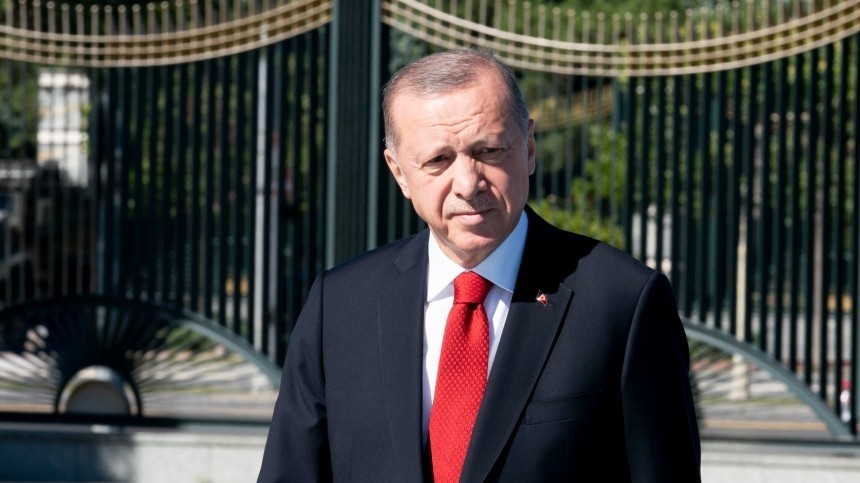 Эрдоган прибыл в Сочи на встречу с Путиным