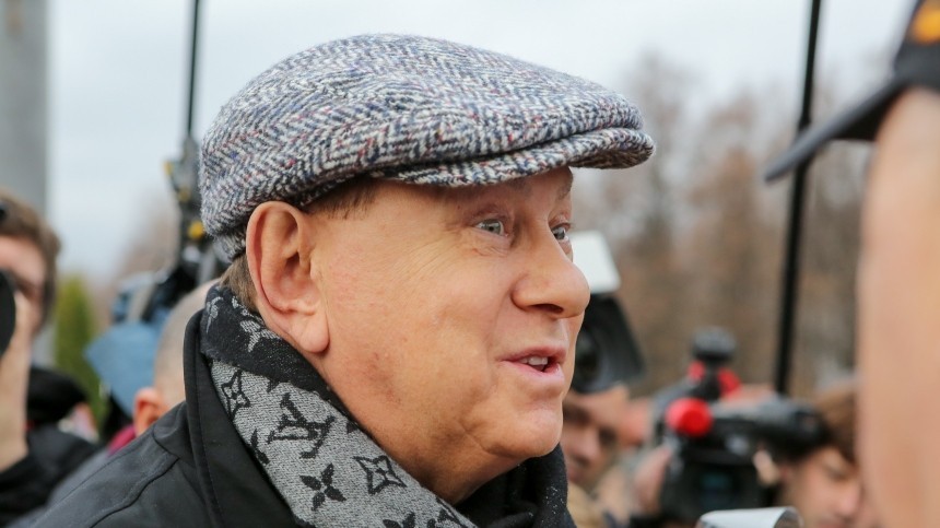 Актер Соколов защитил Варшавера после скандалов с Поргиной и Захаровой