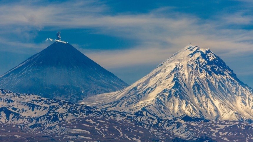 Пять человек погибли при восхождении на вулкан на Камчатке