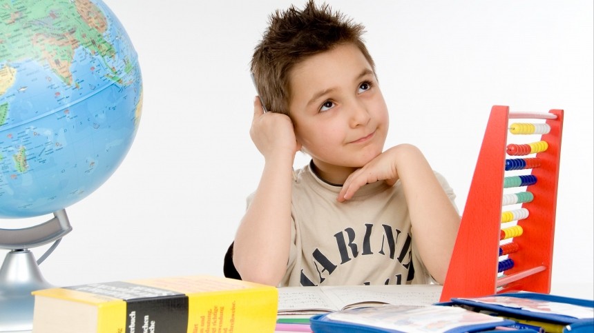Психологи подсказали родителям школьников, как начать учебный год без стрессов