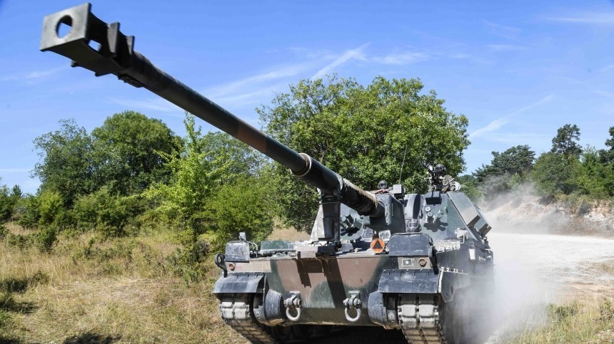 Опубликовано видео уничтожения американской гаубицы M777 и польской САУ Краб
