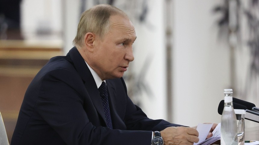 Путин высоко оценил позицию КНР по украинскому кризису