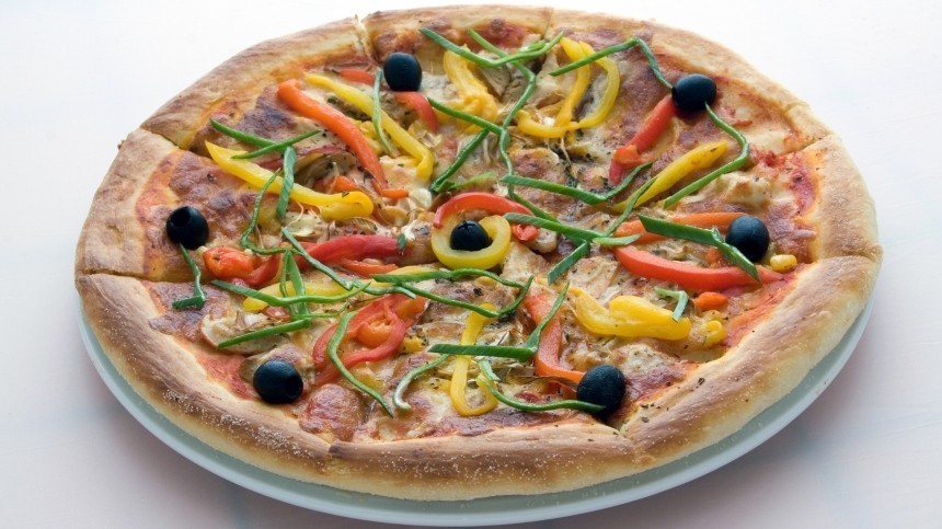 Мука и томаты: как сделать пиццу полезнее