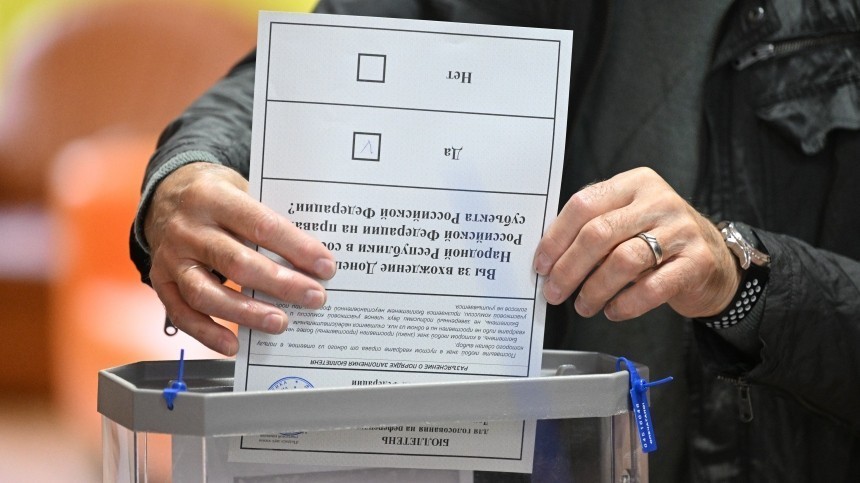 Представитель иностранного государства высоко оценил ход референдума в Запорожской области.