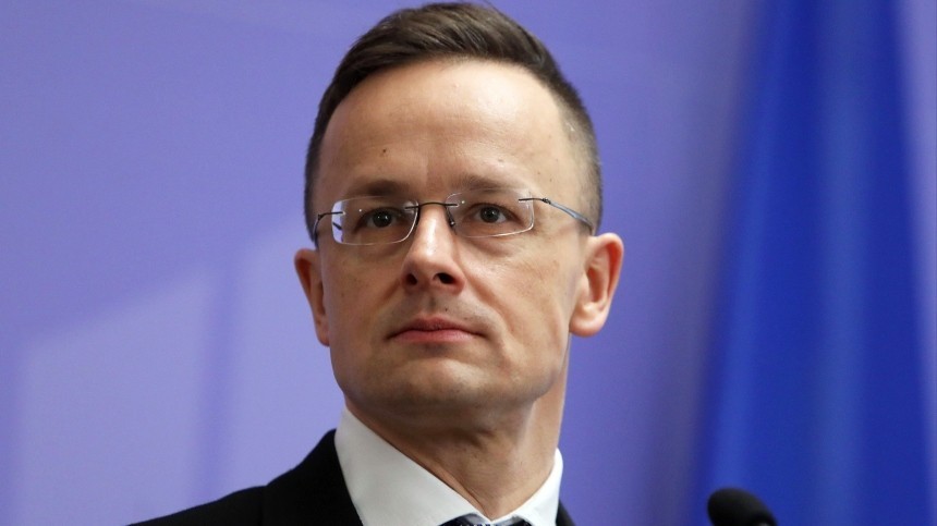 Сийярто: Венгрия не будет вводить санкции против Росатома и Газпрома