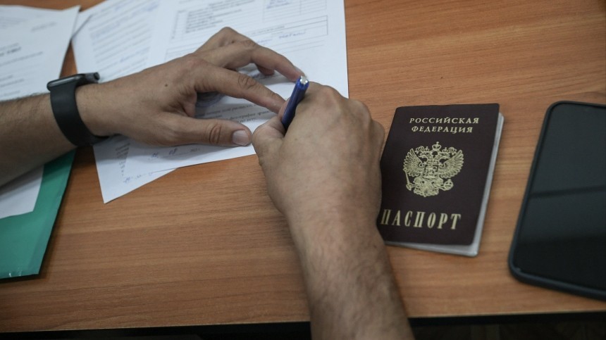 Контрактники-иностранцы смогут получить гражданство РФ в упрощенном порядке
