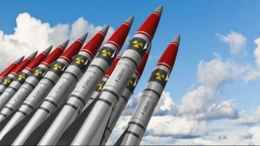 В США назвали невменяемыми тех, кто угрожает России ядерным оружием