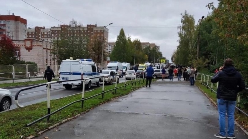 Врио главы Удмуртии Бречалов: нападавший в ижевской школе свел счеты с жизнью