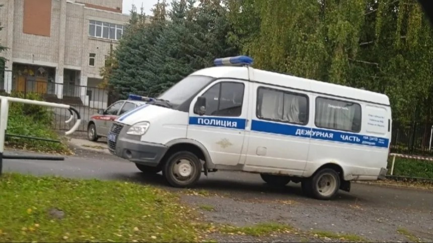 Следователями СК РФ установлена личность нападавшего на школу в Ижевске