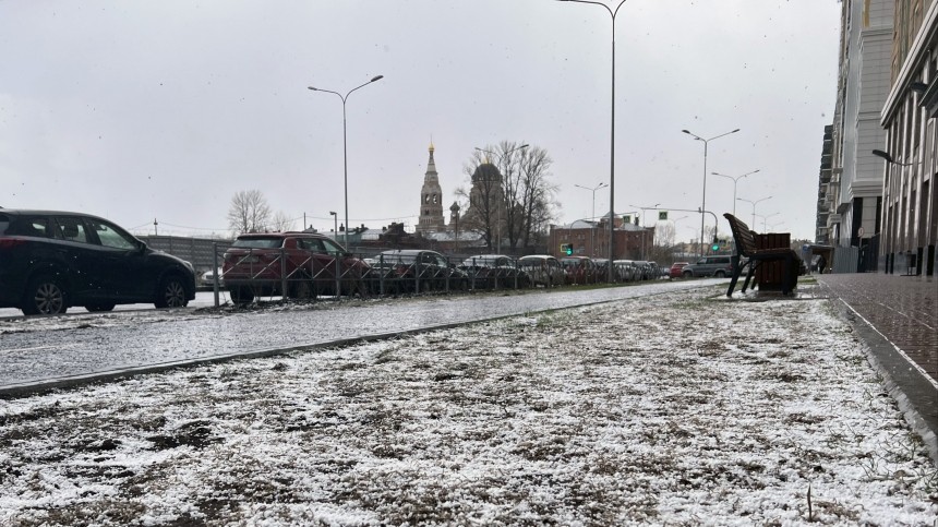 Санкт-Петербург в ближайшие дни накроет первый снег