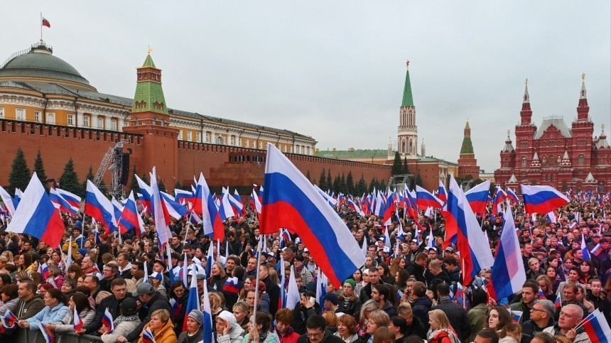 Прямая трансляция праздничного концерта на Красной площади