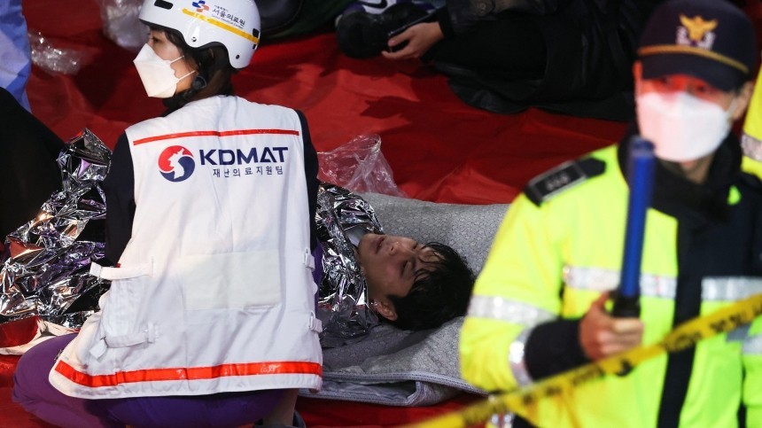 Число погибших в давке на празднике в Сеуле возросло до 120 человек