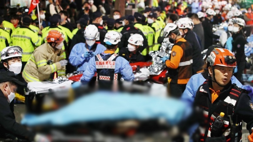 Число погибших в давке в Сеуле россиян выросло до четырех