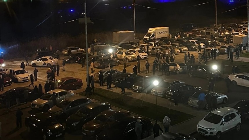 Жителей Нового Колпино в Петербурге эвакуируют из-за взрыва