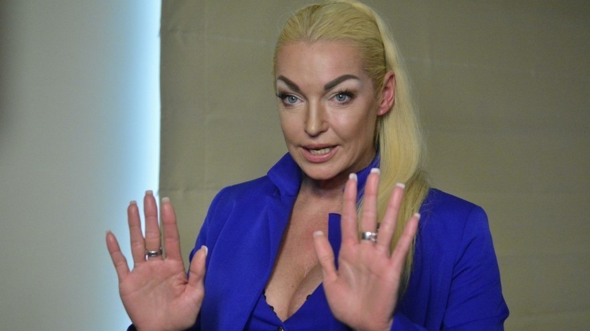 Волочкова заявила, что ее знаменитый шпагат может быть даже параллельным