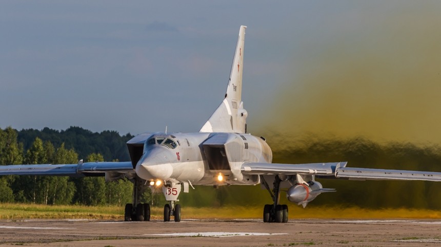 ВКС РФ нанесли удары по военным объектам Украины крылатыми ракетами X-32