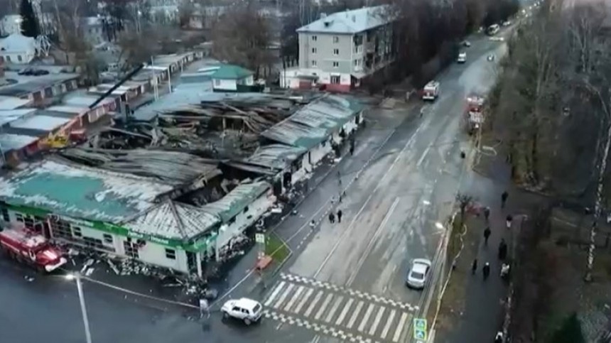 Опубликованы кадры начала пожара в кафе Полигон в Костромской области