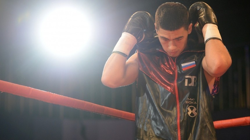 Бивол победил мексиканца Рамиреса, сохранив чемпионский пояс в полутяжелом весе
