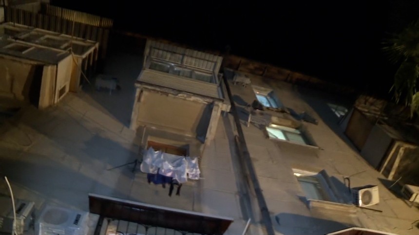 Третий пострадавший при падении балкона в Сочи умер в больнице