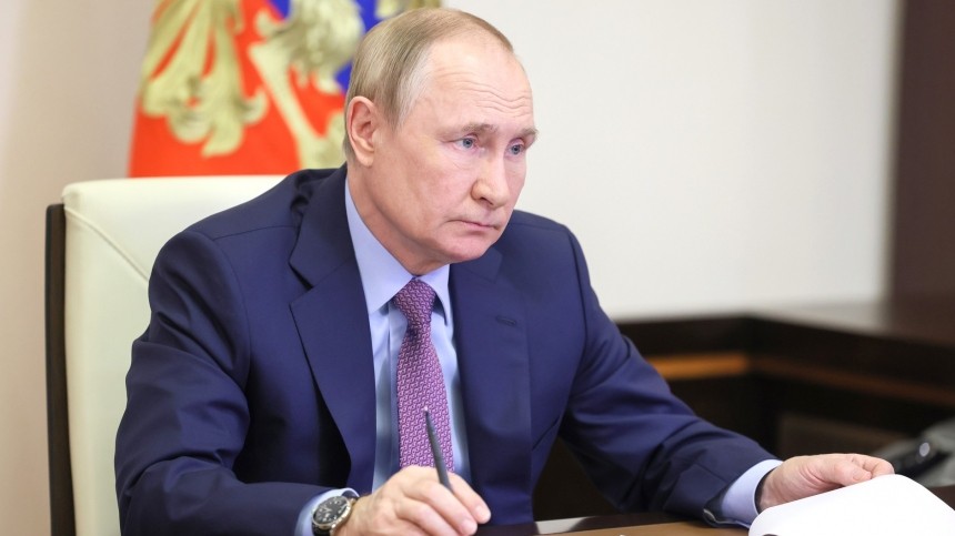 Путин одобрил идею о льготном аккредитовании для военных и их семей