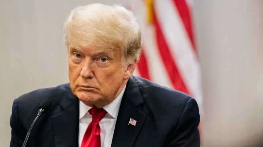 Глас народа глас божий: Маск провел опрос за восстановление Трампа в Twitter