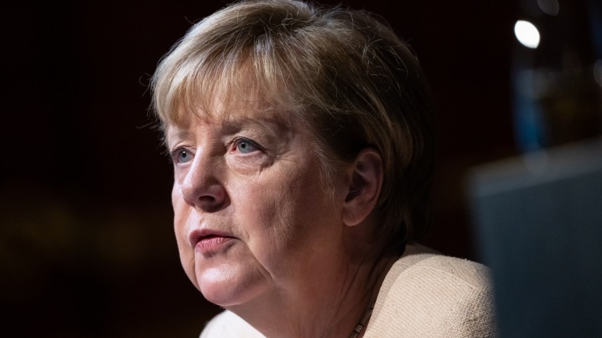 Экс-канцлер Германии Меркель заговорила о возвращении на пост на фоне кризиса