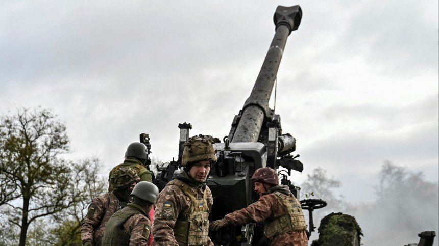 Боевики ВСУ обстреляли Сватово в ЛНР орудиями калибра НАТО