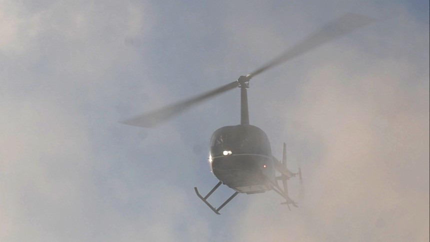 Появилось видео с места крушения вертолета Robinson R66 в Тверской области