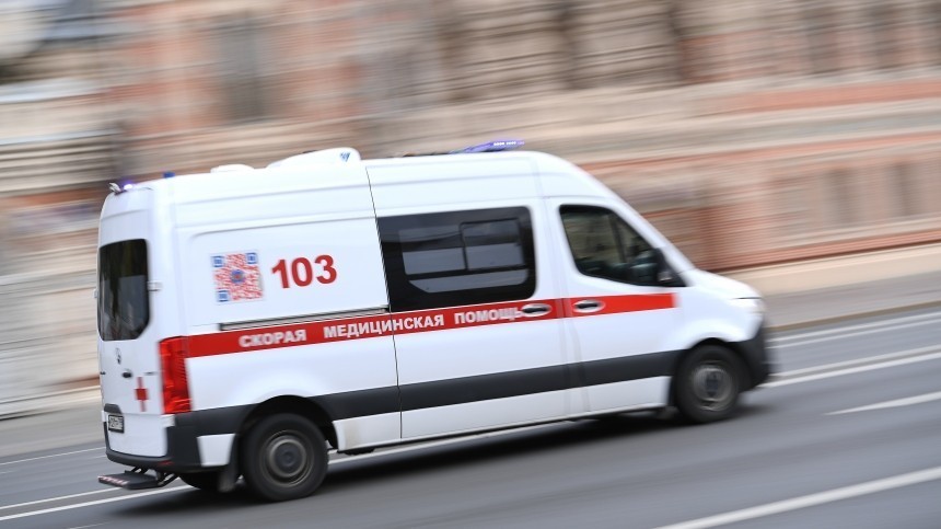 В Петербурге из-за взрыва освежителя воздуха в баре пострадал кальянщик