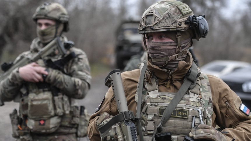 Спецназ России уничтожил в ЛНР украинские ангары с военной техникой