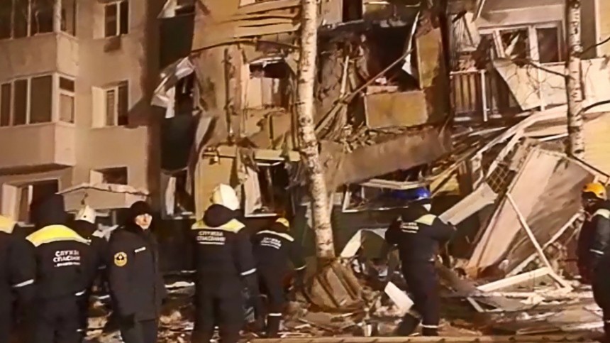 Семь человек остаются пропавшими после взрыва в пятиэтажке Нижневартовска